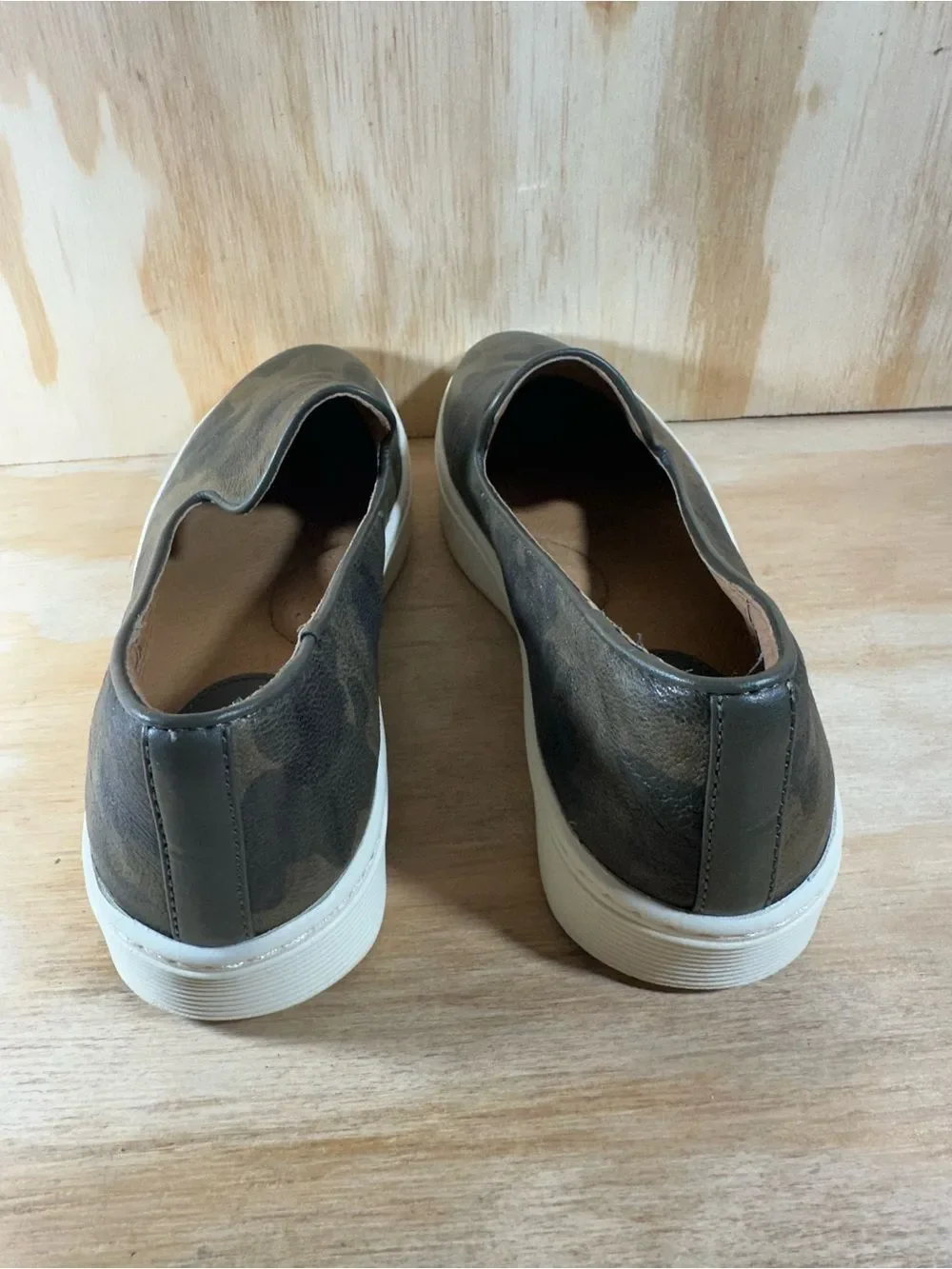 Sofft Olive Camo Slip-On Sneakers Women’s Size 7